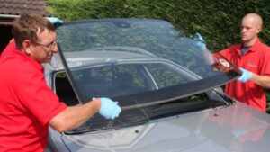 Auto glass Replacement