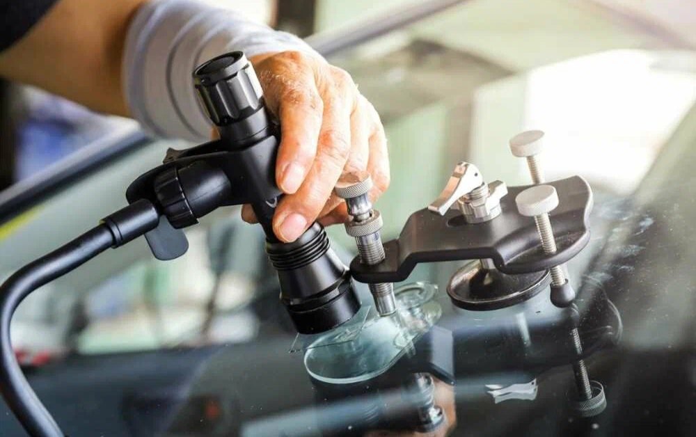 What Is the Average Cost of Glass Repair at Shops Near Me?