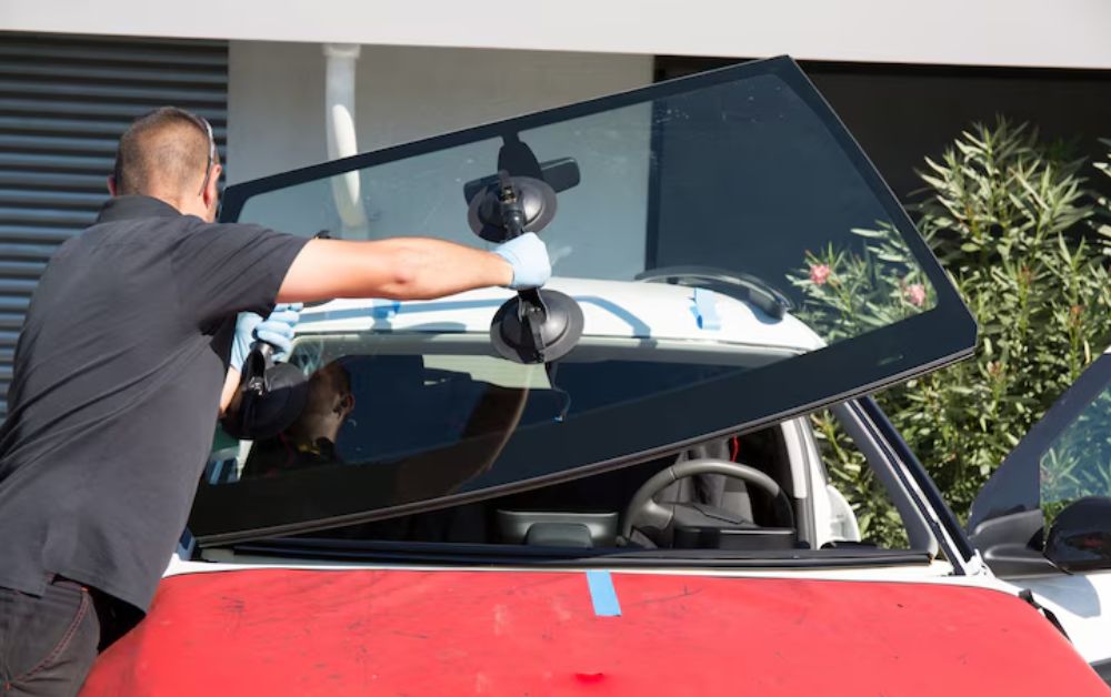 When to Opt for Windscreen Repair