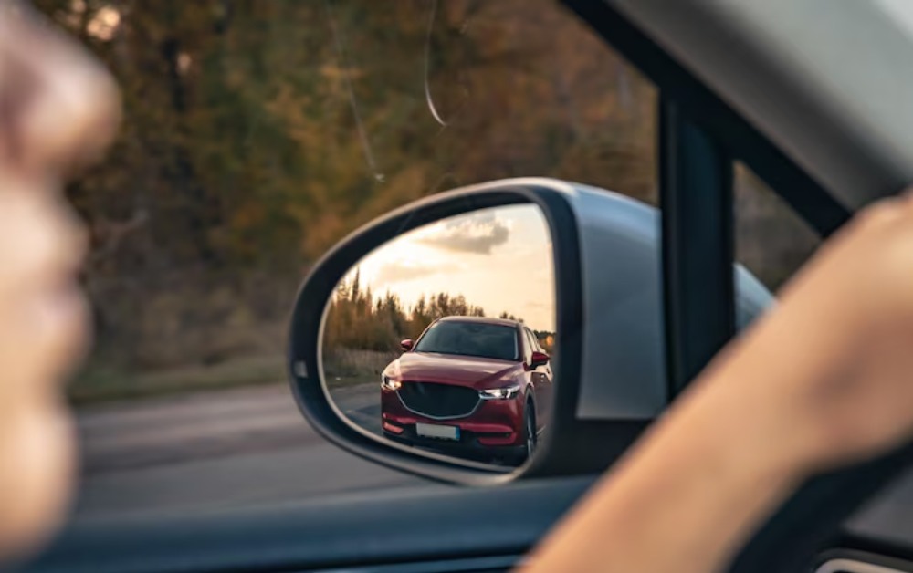 The Role of Rearview Mirrors in Vehicle Safety