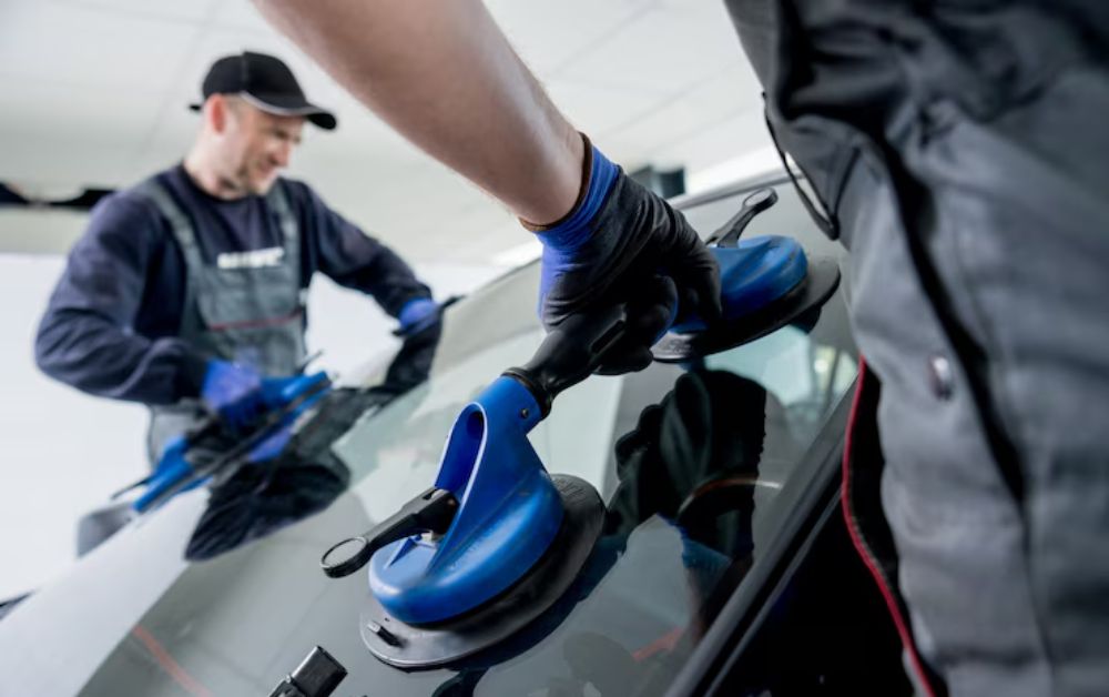 Why Choose a Professional Auto Glass Service Provider?