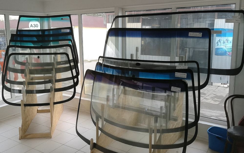 Tips to Keep Your Car Glass in Perfect Shape