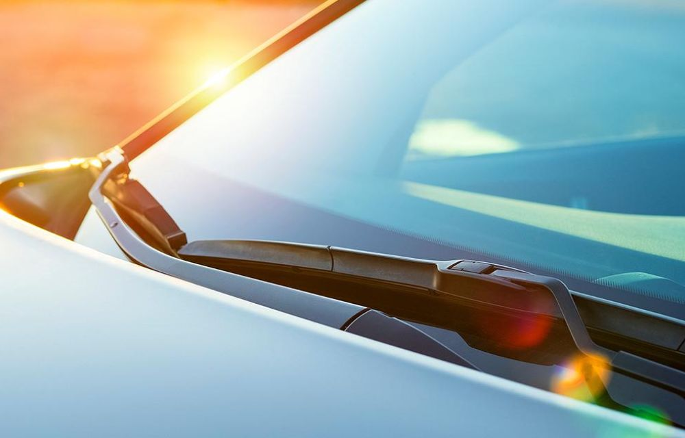 The Connection Between Glass and Airbags