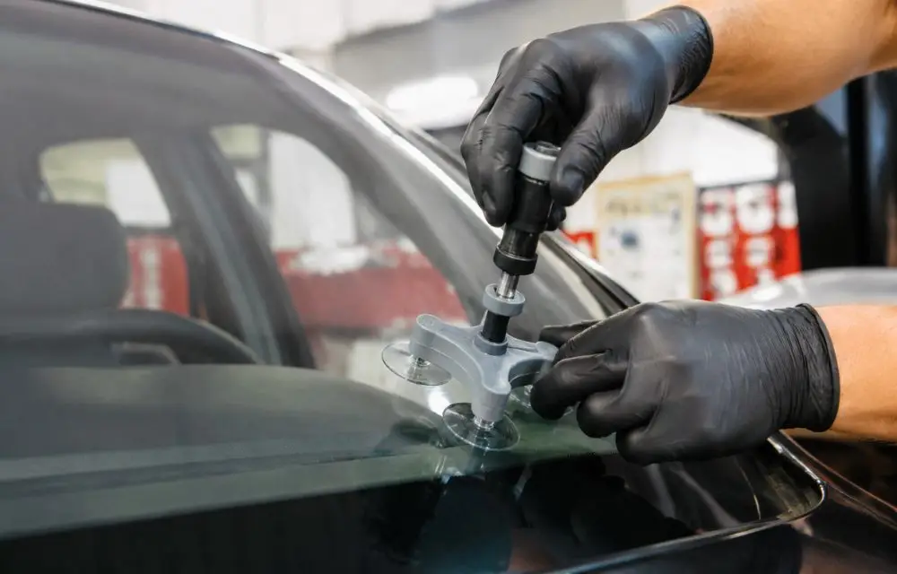 Common Causes of Windshield Cracks